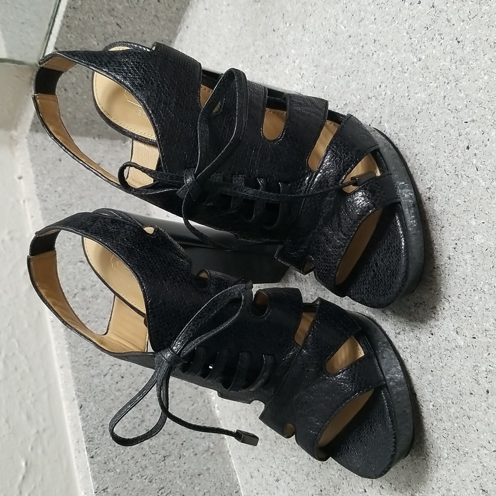 COACH MOREEN CAGED PLATFORM HEELS.